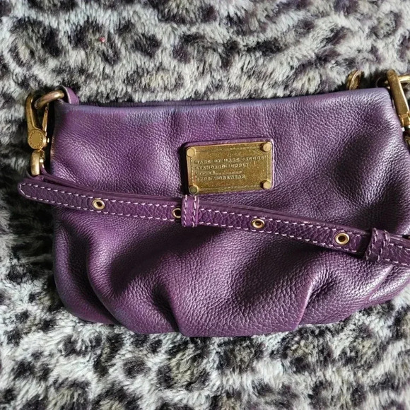 Marc  by Marc Jacobs | Purple Leather Percy Bag Bag with Antique gold hardware - Picture 13 of 16